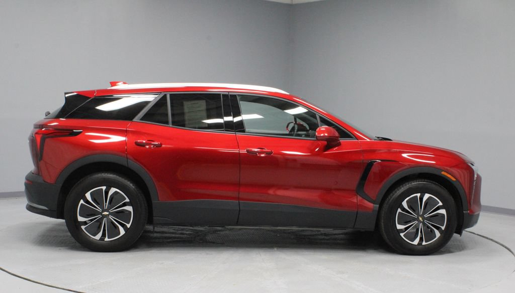 Used 2024 Chevrolet Blazer EV LT AWD/4WD image 13
