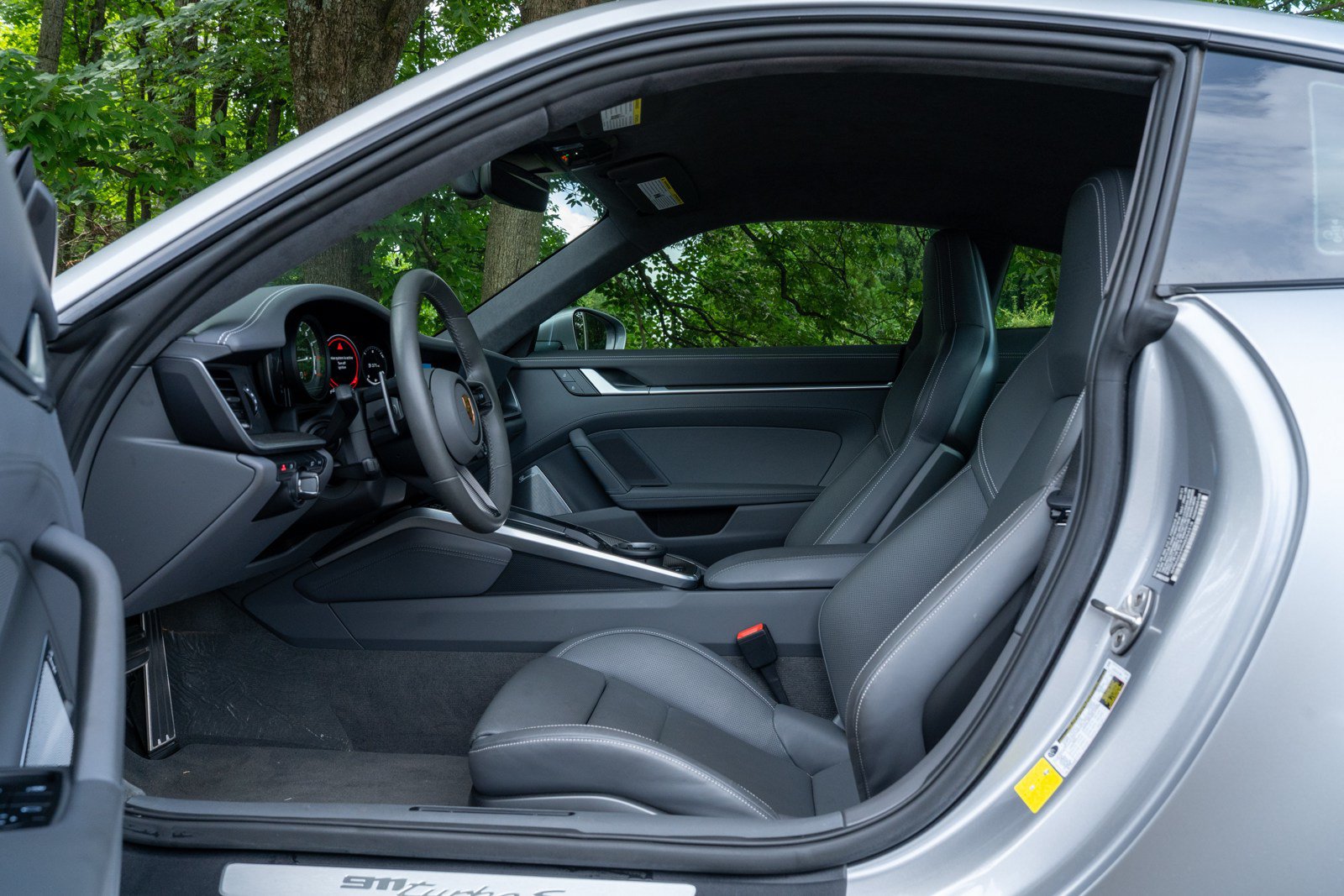 Certified 2022 Porsche 911 Turbo S AWD/4WD image 24