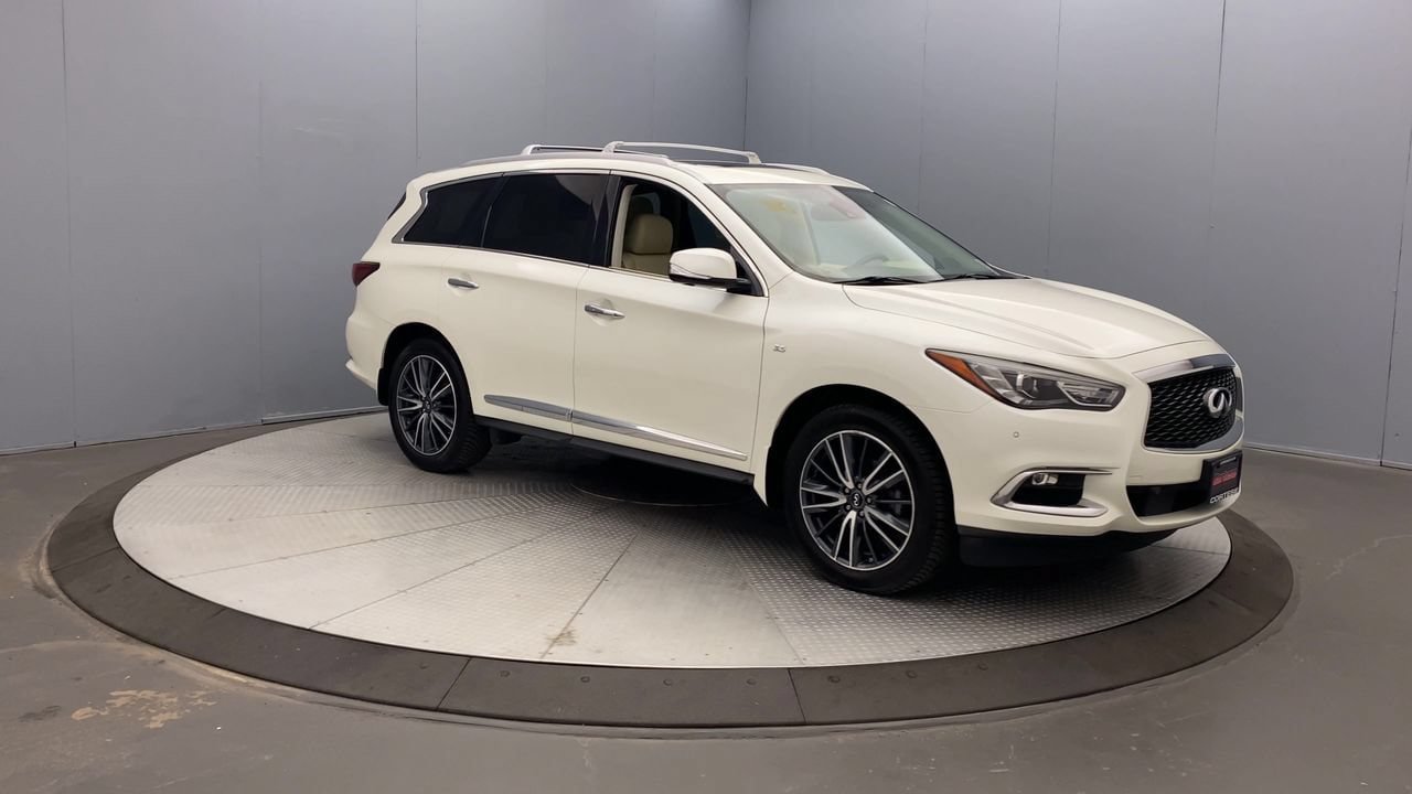 Used 2018 INFINITI QX60 Luxe w/ Deluxe Technology Package AWD/4WD image 7