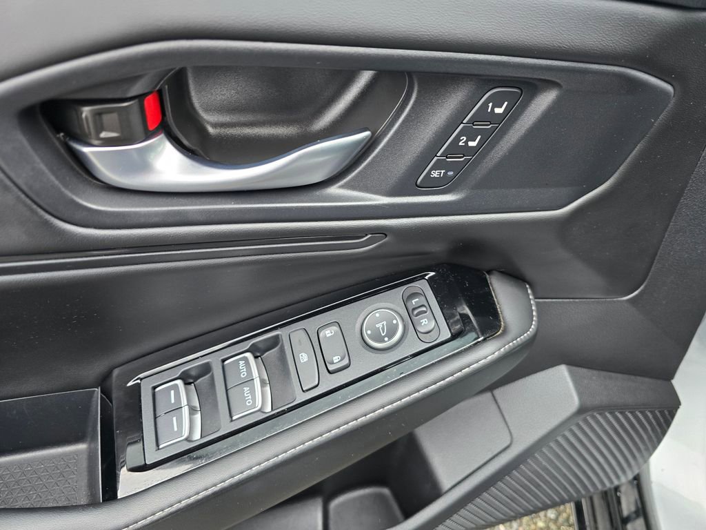 Used 2024 Honda Accord Touring image 17