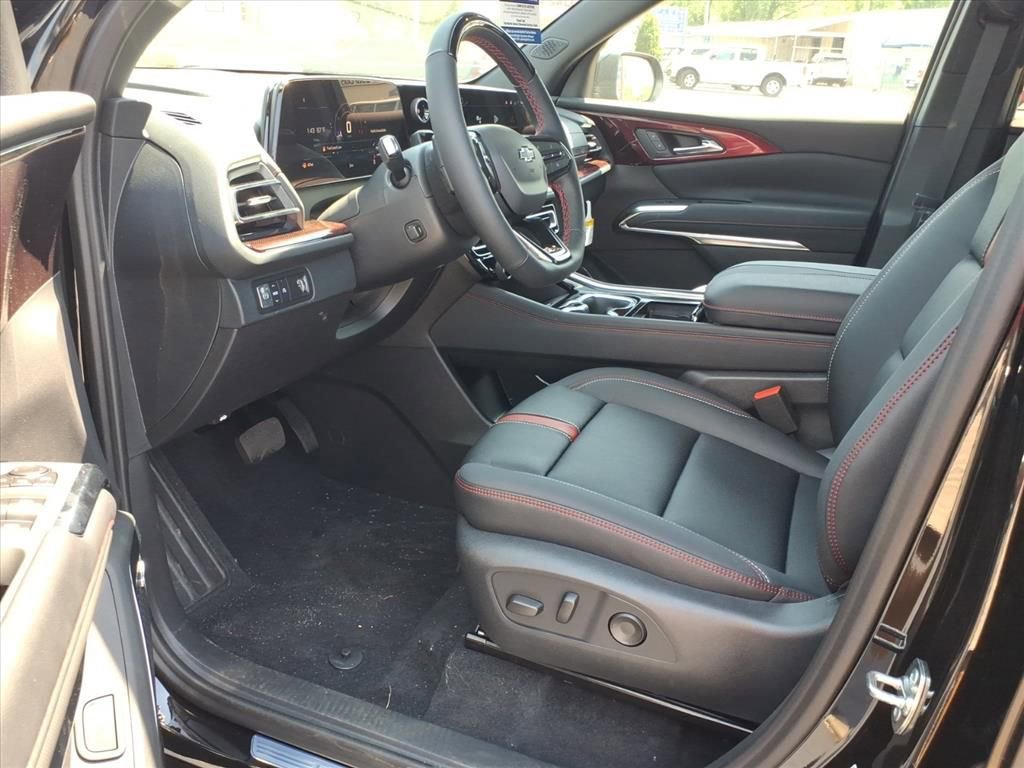 New 2026 Chevrolet Traverse RS FWD image 9