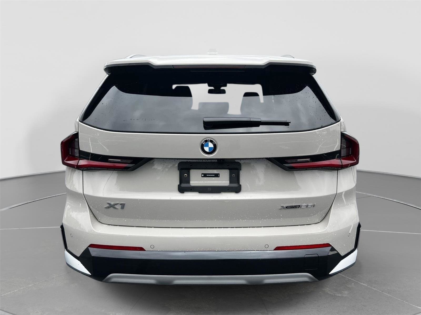 New 2026 BMW X1 xDrive28i w/ Technology Package AWD/4WD image 6