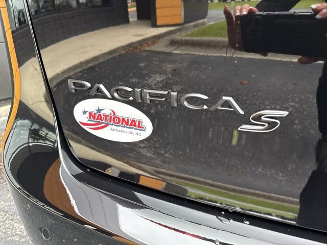 New 2026 Chrysler Pacifica Limited w/ S Appearance Package image 29