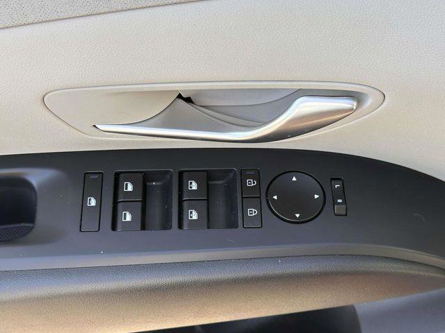Used 2025 Hyundai Tucson SEL AWD/4WD image 12