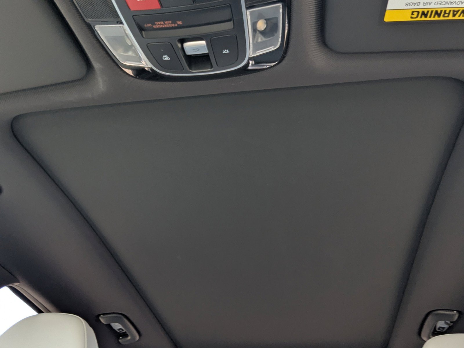 Used 2026 Hyundai Tucson Limited FWD image 12