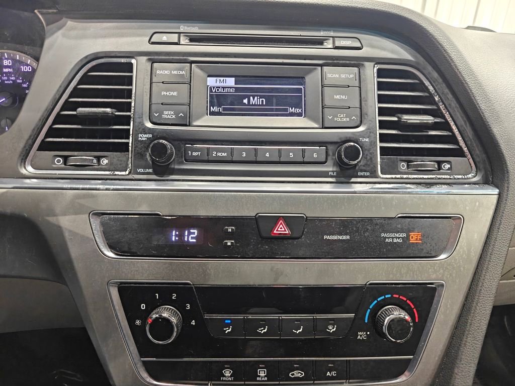 Used 2017 Hyundai Sonata SE FWD image 31