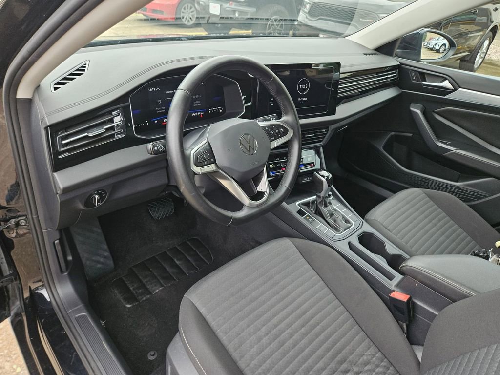 Used 2025 Volkswagen Jetta S FWD image 13