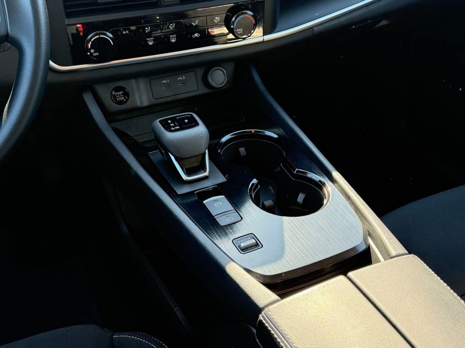 Certified 2026 Nissan Rogue S image 25