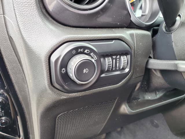 Used 2022 Jeep Wrangler Unlimited Sport image 8