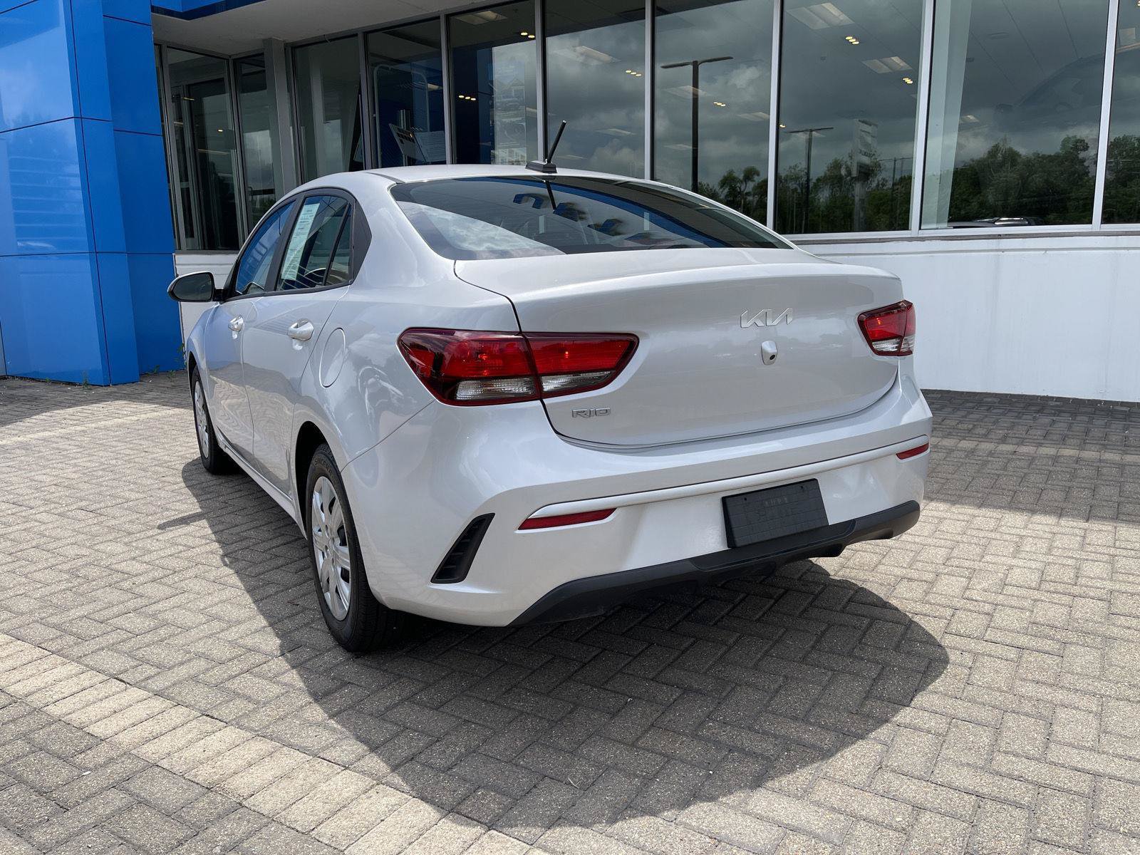Used 2023 Kia Rio LX FWD image 3
