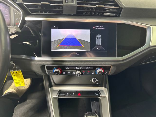 Used 2020 Audi Q3 2.0T Premium image 22