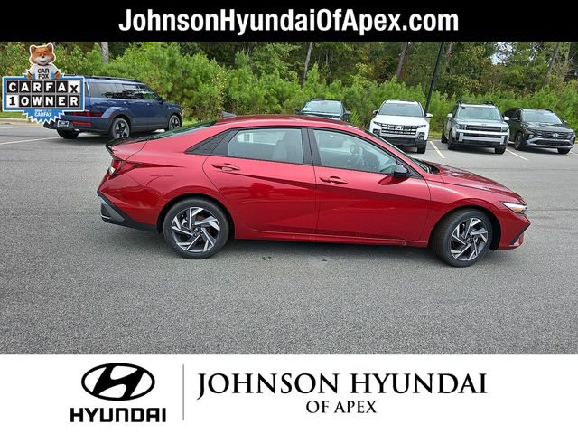 Certified 2025 Hyundai Elantra Sport FWD image 14
