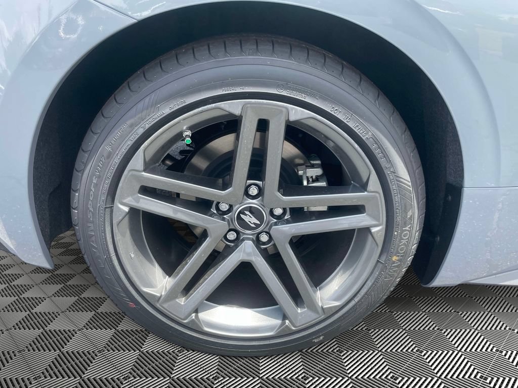 New 2026 Nissan Z Sport w/ Floor Mat Package RWD image 7