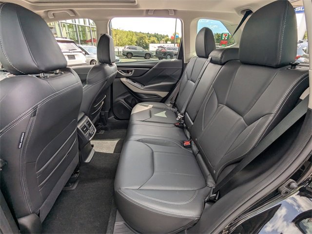 Used 2023 Subaru Forester Limited image 22