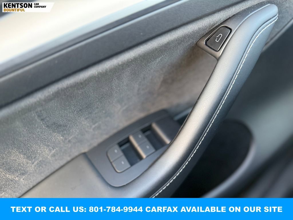 Used 2023 Tesla Model Y Long Range image 15