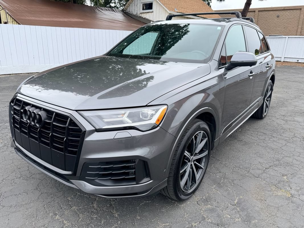 Used 2021 Audi Q7 3.0T Premium Plus w/ Premium Plus Package AWD/4WD image 3
