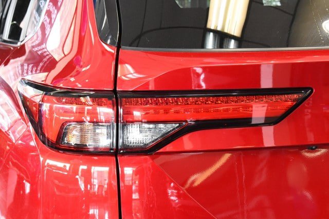 Used 2022 Mitsubishi Outlander SEL Black Edition AWD/4WD image 19