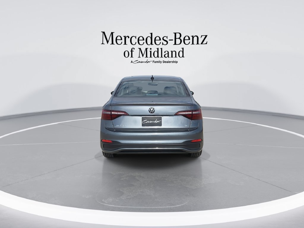 Used 2022 Volkswagen Jetta SE FWD image 7