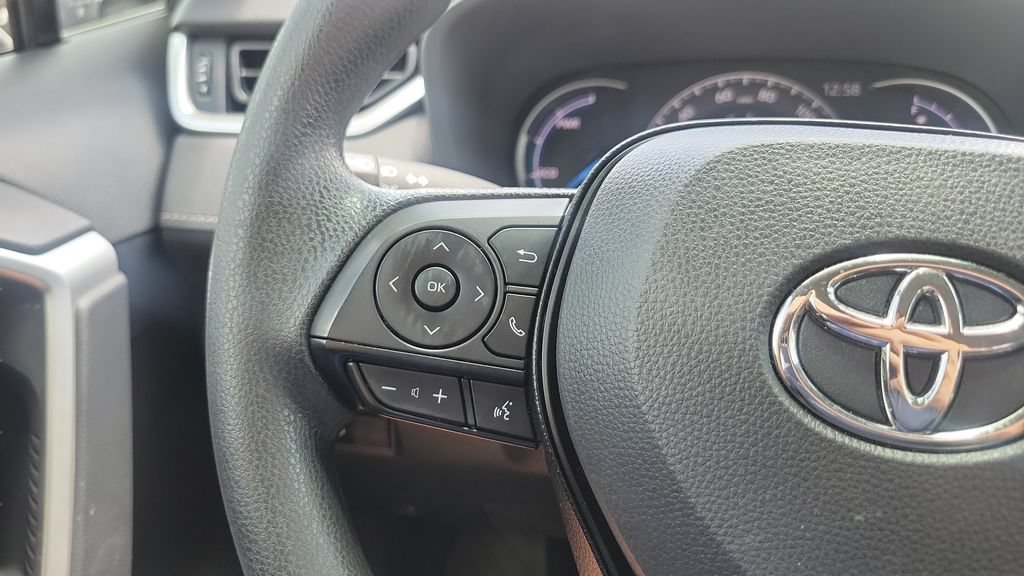 Certified 2025 Toyota RAV4 XLE AWD/4WD image 20