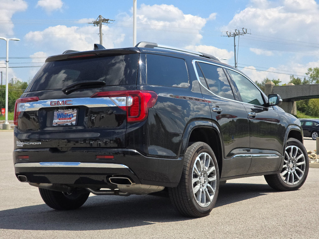 Used 2023 GMC Acadia Denali w/ Denali Technology Package FWD image 8