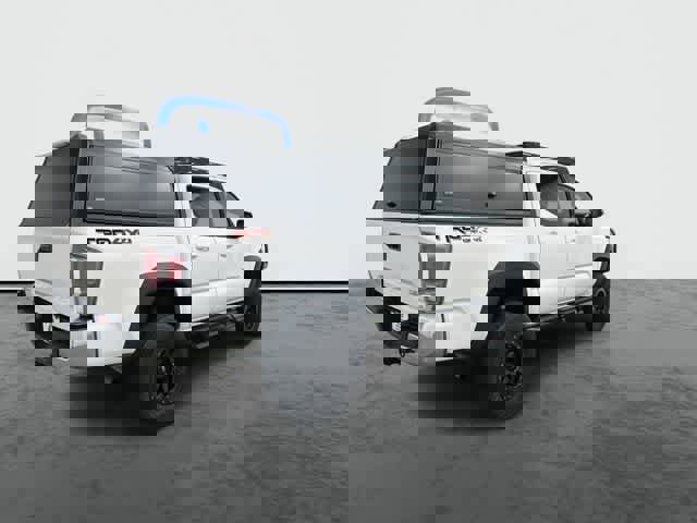 Used 2023 Toyota Tacoma TRD Off-Road image 4