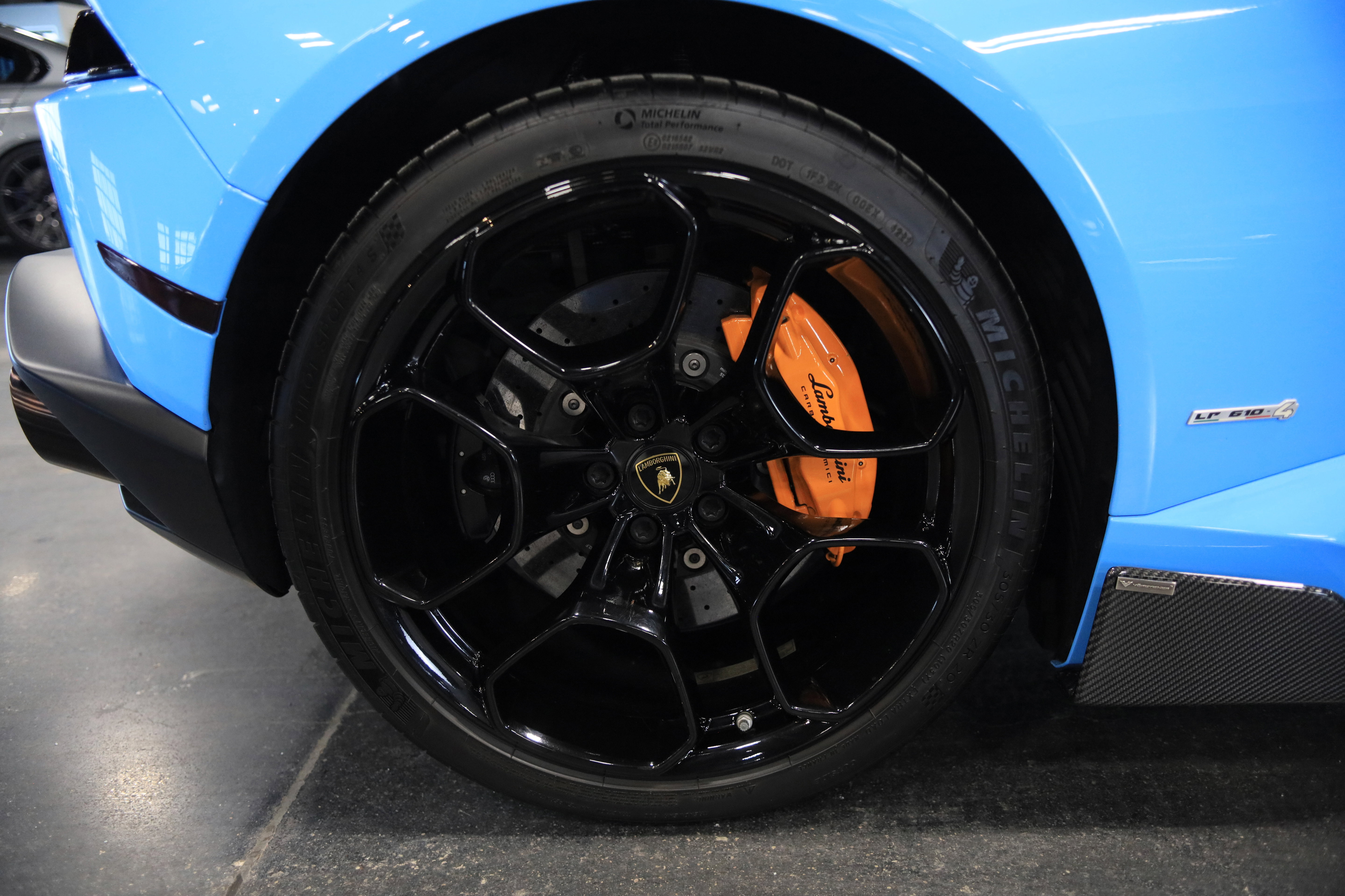 Used 2016 Lamborghini Huracan LP 610-4 image 12