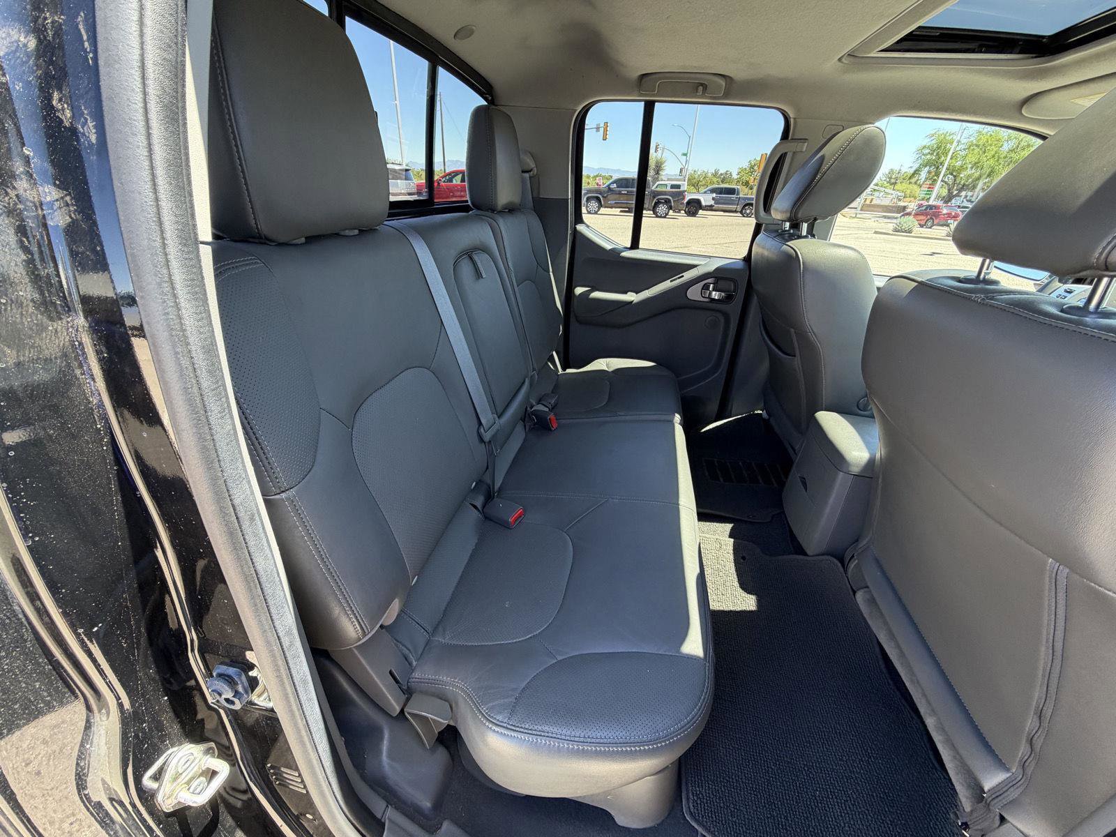 Used 2019 Nissan Frontier SL AWD/4WD image 19