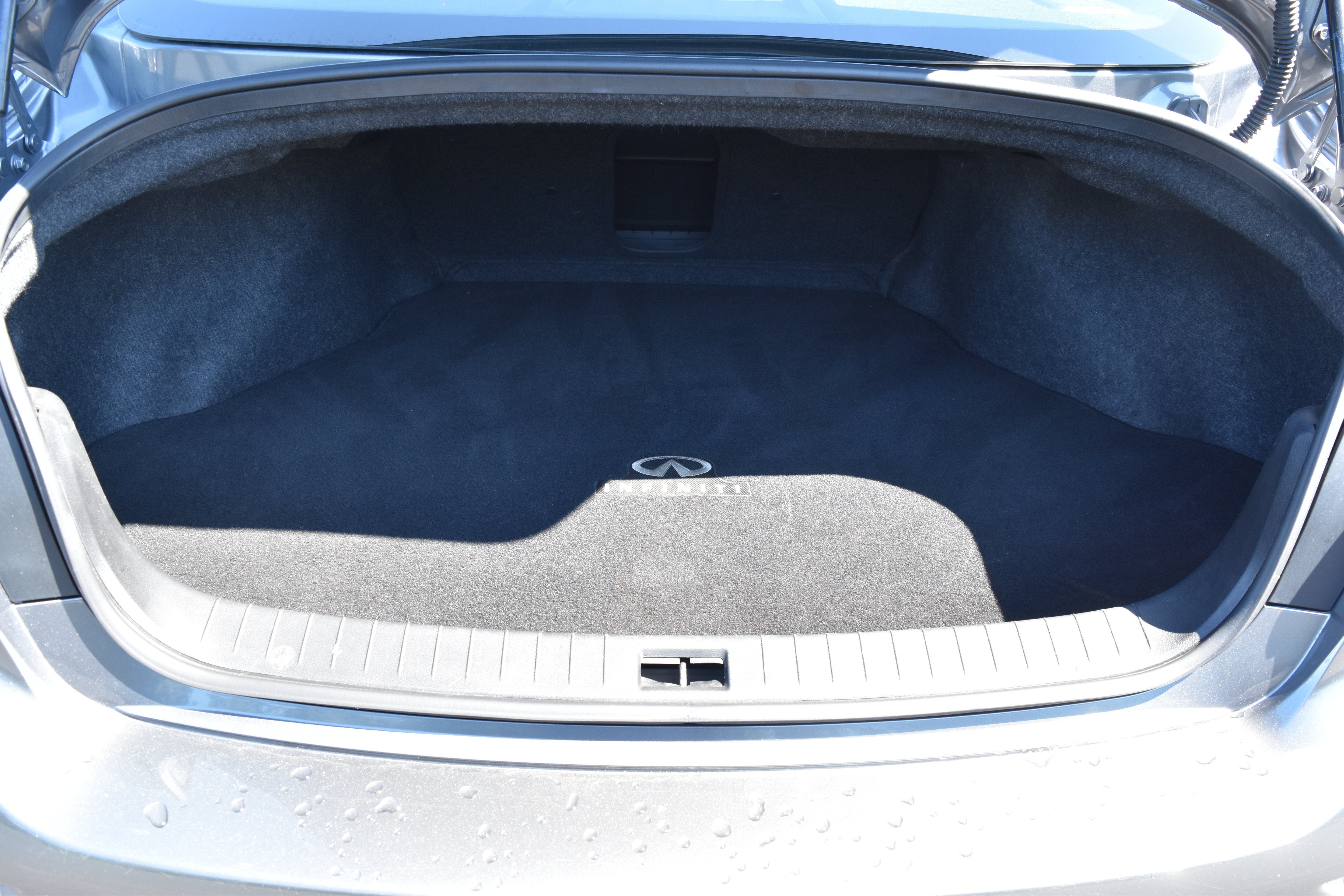 Used 2015 INFINITI Q50 Premium w/ Navigation Package AWD/4WD image 10
