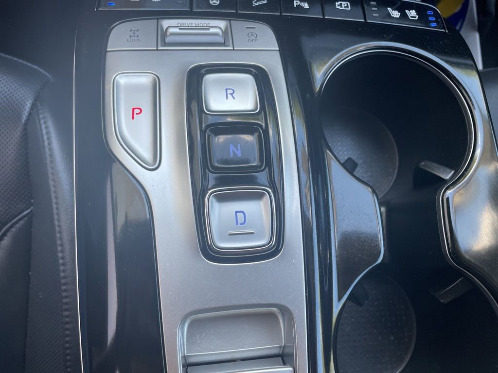 Used 2022 Hyundai Tucson Limited w/ Winter Package image 17