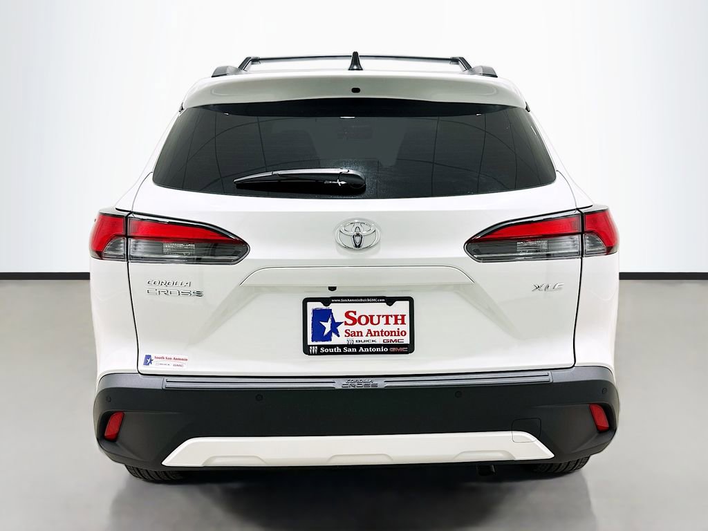 Used 2026 Toyota Corolla Cross XLE w/ Convenience Package image 6
