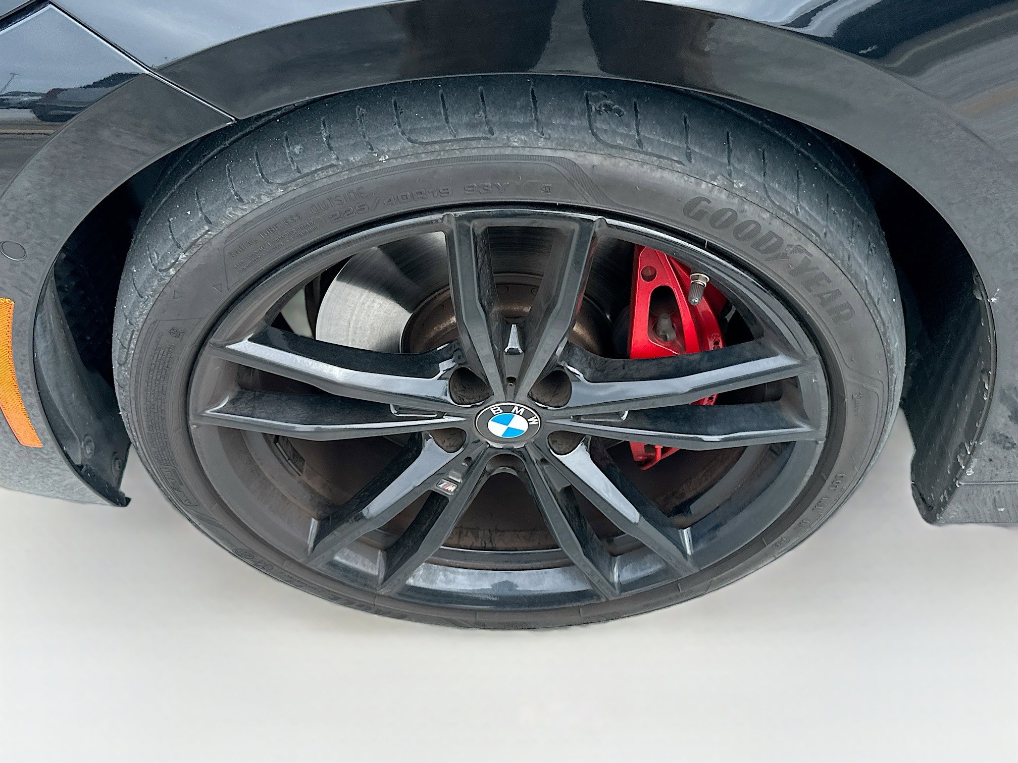 Used 2024 BMW M440i Convertible RWD image 33