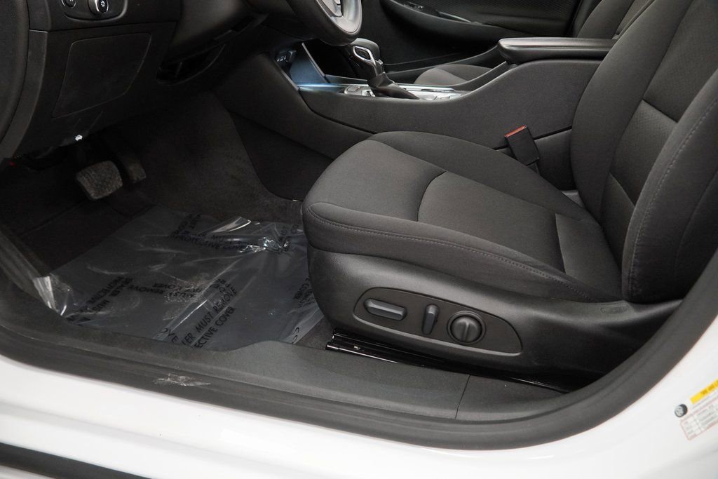 Used 2024 Chevrolet Malibu LT image 42