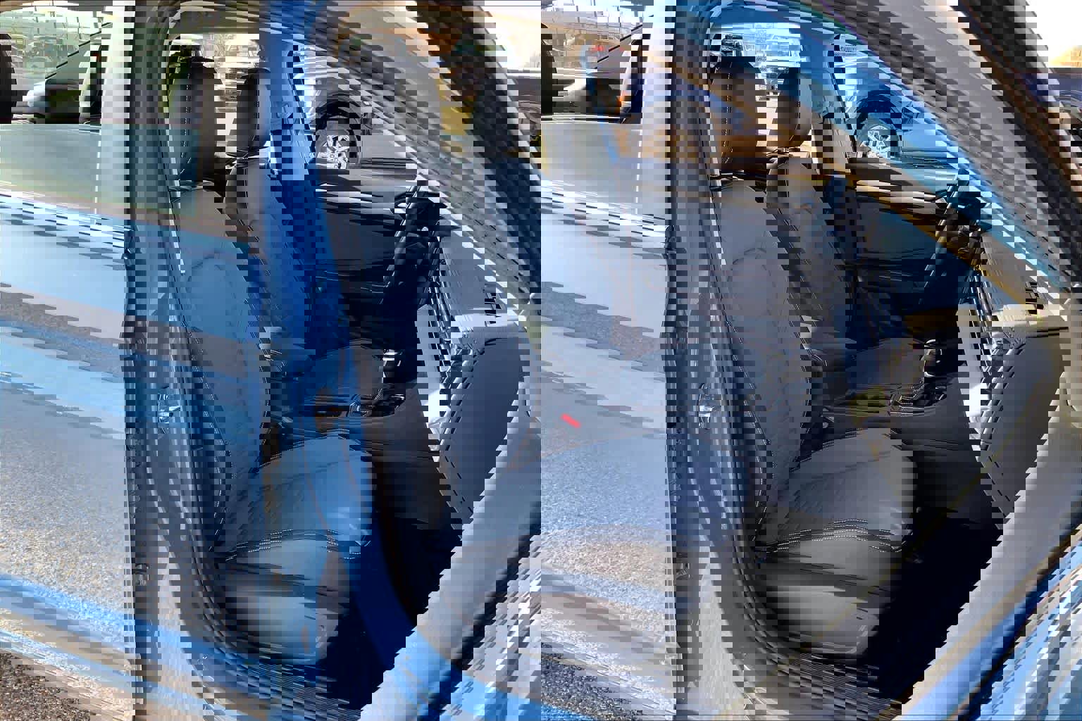 Used 2025 Volkswagen Jetta SE image 9