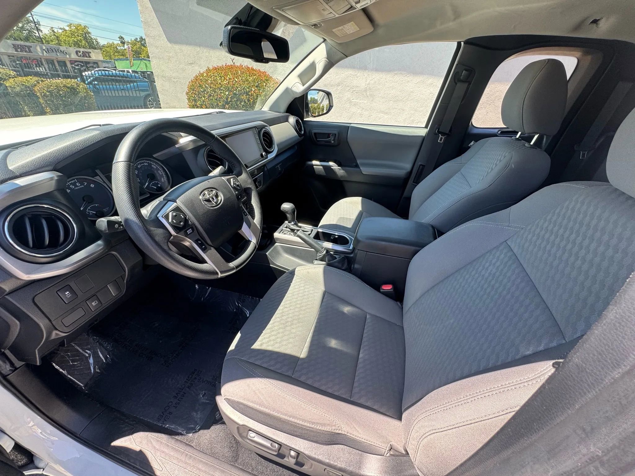 Used 2022 Toyota Tacoma SR5 image 10