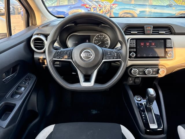 Used 2021 Nissan Versa SV FWD image 18