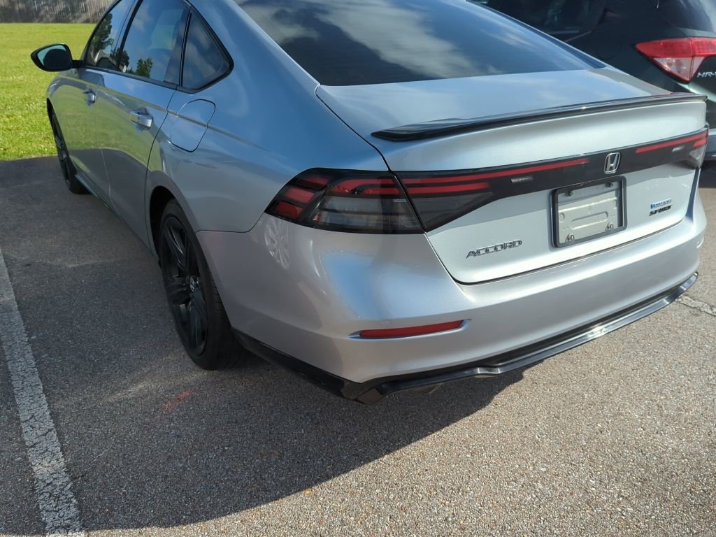 Used 2024 Honda Accord Sport image 5