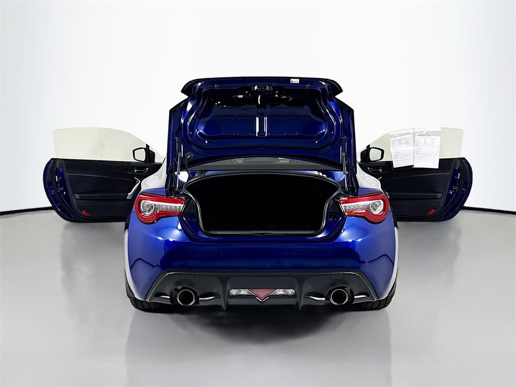 Used 2017 Toyota 86 image 27