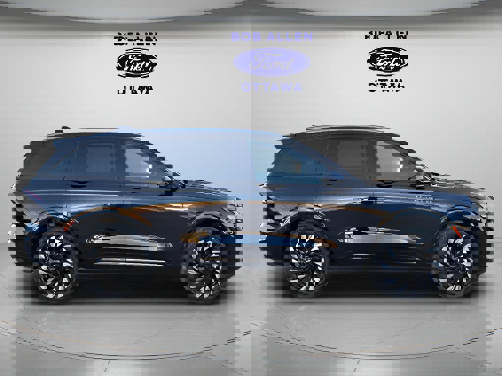 Used 2024 Lincoln Nautilus Reserve w/ Equipment Group 203A image 10