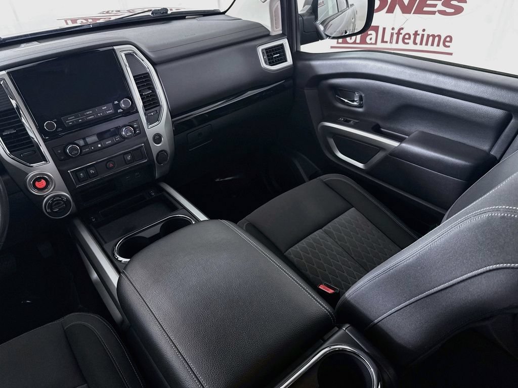 Certified 2021 Nissan Titan SV w/ SV Convenience Package AWD/4WD image 29
