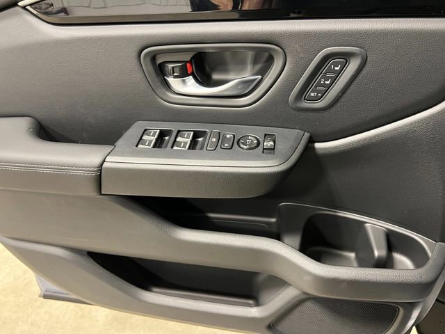 New 2025 Honda Pilot Touring image 17