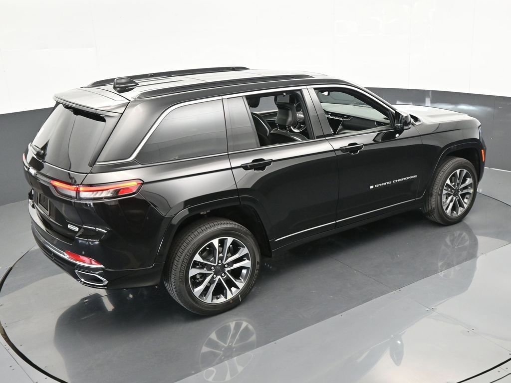 Used 2024 Jeep Grand Cherokee Overland w/ Luxury Tech Group IV image 44