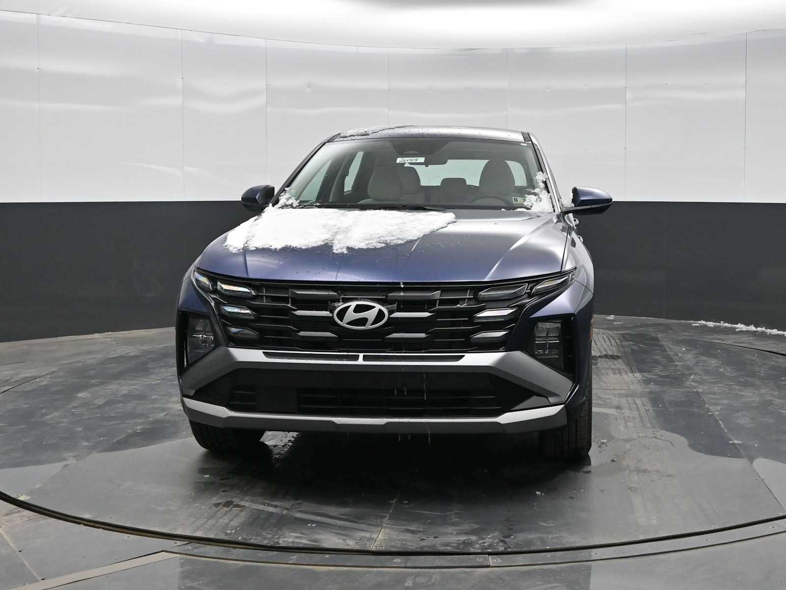 Used 2026 Hyundai Tucson SE AWD/4WD image 3