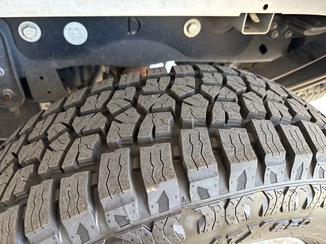 Used 2020 Ford F250 XLT w/ FX4 Off-Road Package AWD/4WD image 26