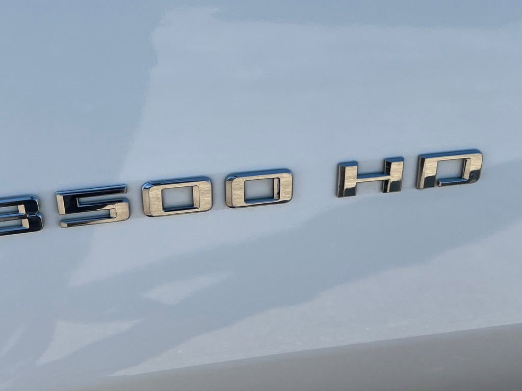Used 2020 Chevrolet Silverado 3500 W/T image 26