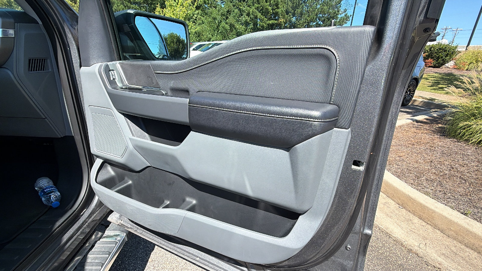 Used 2025 Ford F150 XLT w/ Equipment Group 301A Standard AWD/4WD image 18