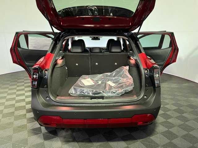 New 2026 Nissan Kicks SR w/ SR Premium Package image 17