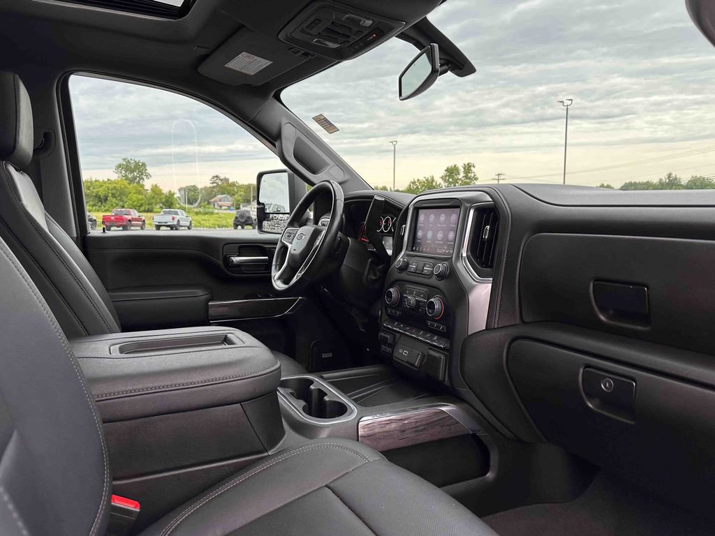 Used 2022 Chevrolet Silverado 2500 LTZ w/ LTZ Plus Package AWD/4WD image 13