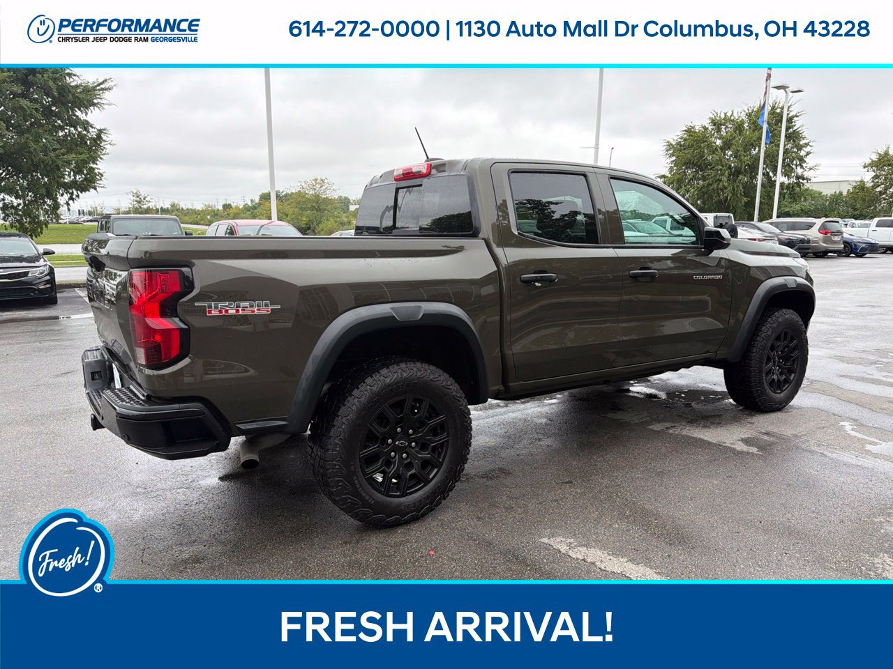 Used 2024 Chevrolet Colorado Trail Boss w/ Technology Package AWD/4WD image 12