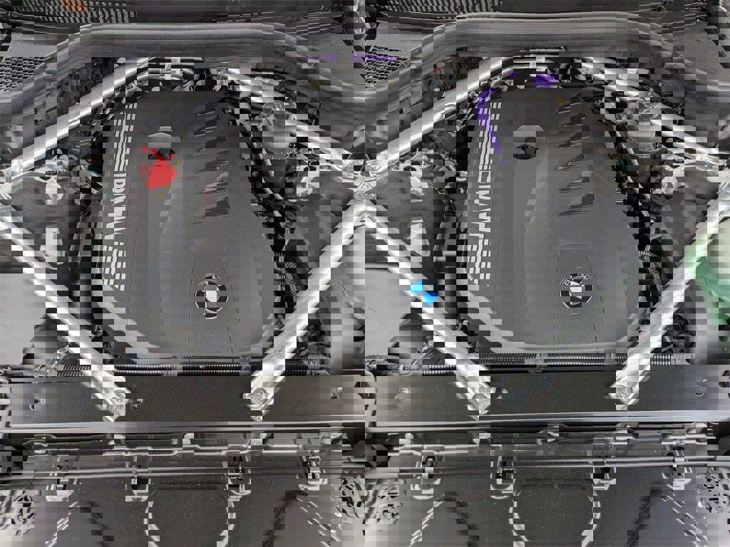 New 2025 BMW X7 xDrive40i w/ Premium Package image 30