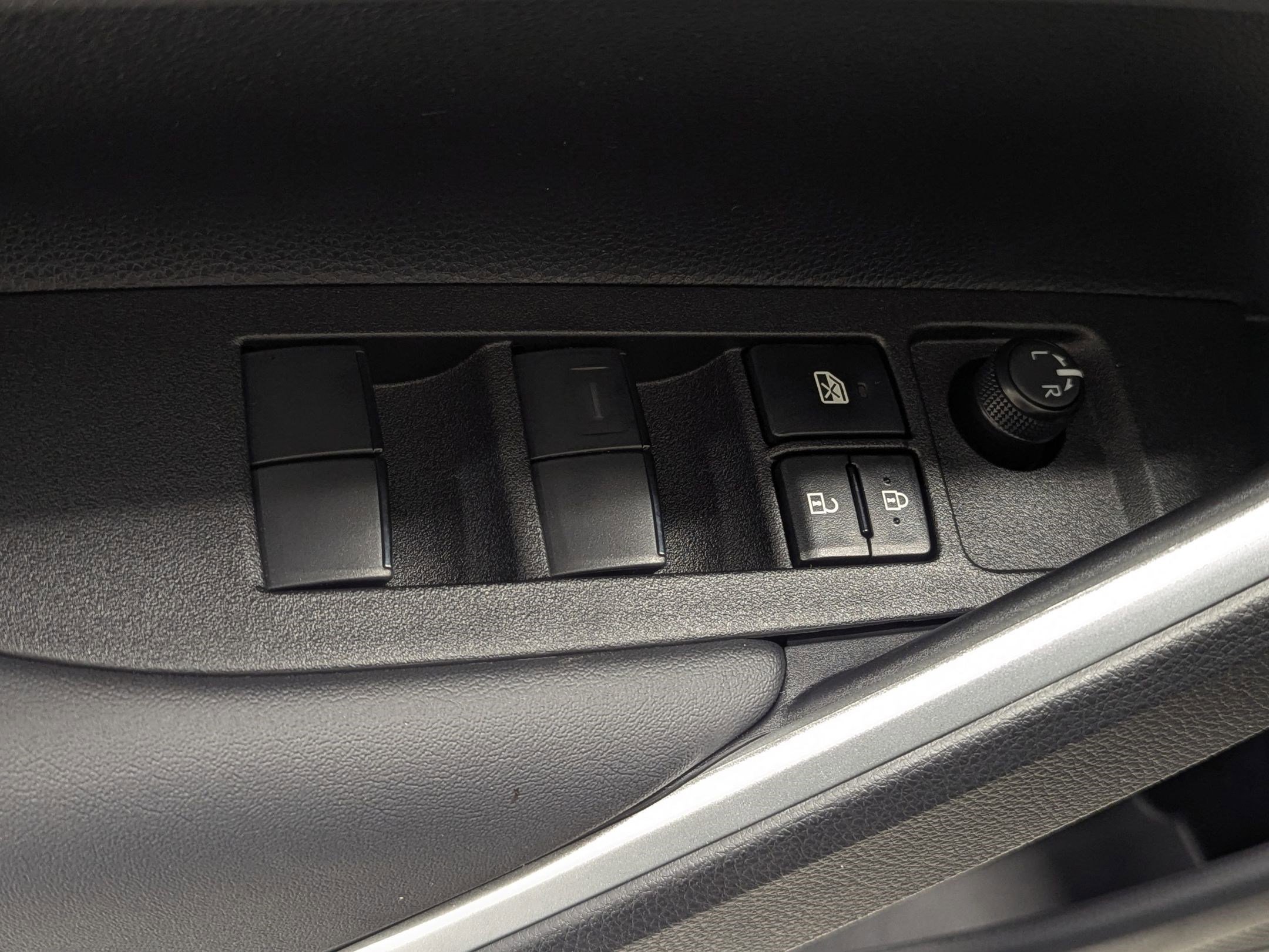 New 2026 Toyota Corolla Cross S image 17